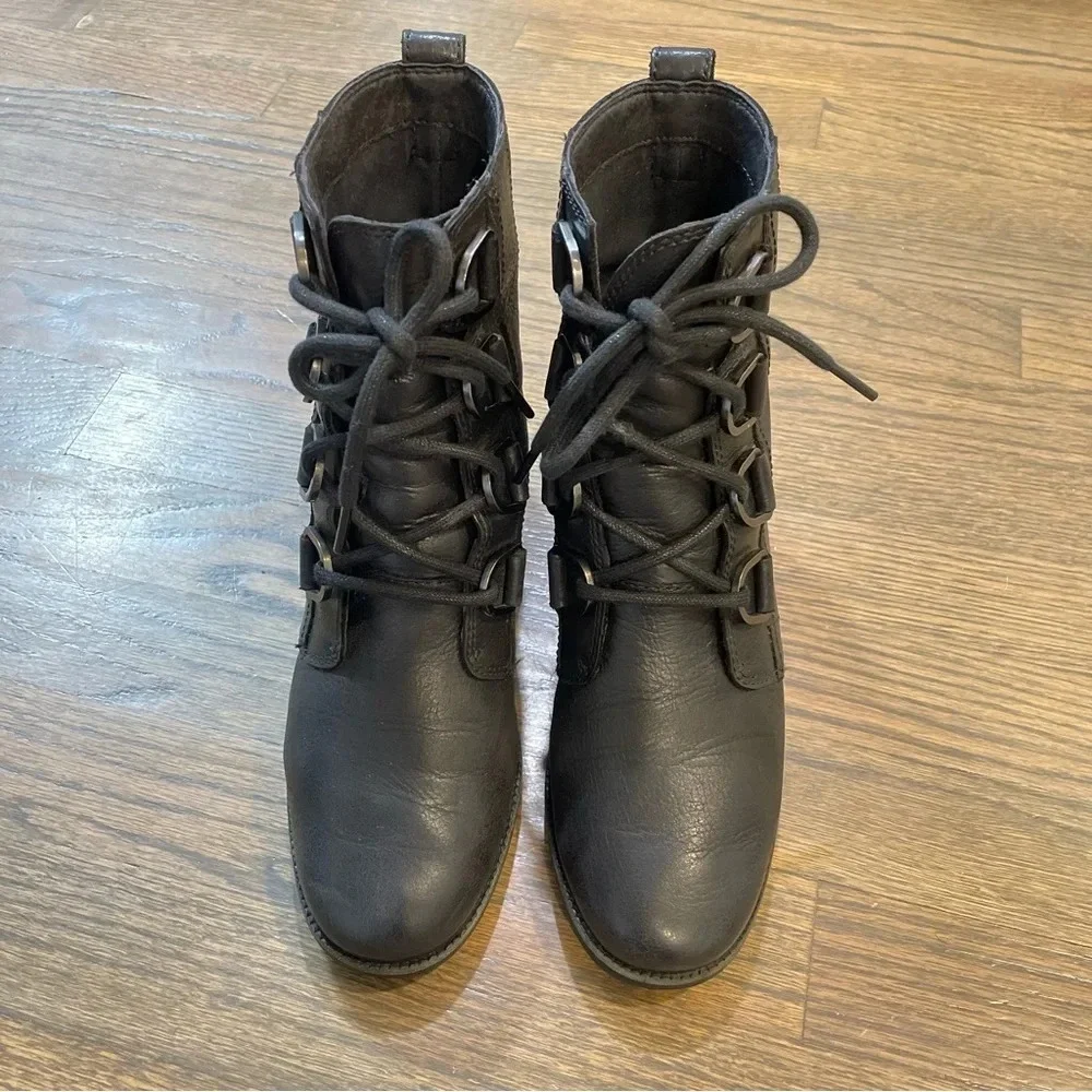 SOREL Women's Cate Lace Bootie Rain Boot Size 7.5 Black Waterproof Leather